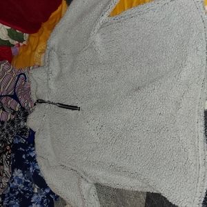 1X fuzzy sweater